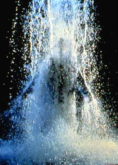 BILL VIOLA, THE CROSSING (1996)