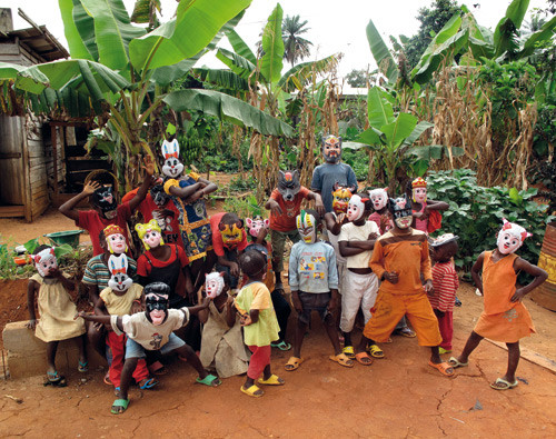 KIDS MASCARADE, 2009, C-PRINT MOUNTED ON DIBOND, 75 × 100 CM