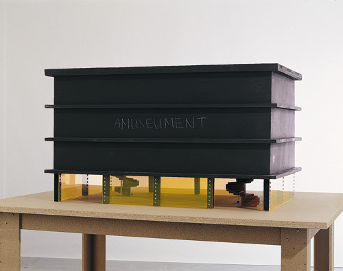 AMUSEUMENT, 2002, WOOD, PERSPEX, ELECRIC LIGHT, 194 × 170 × 230 CM, PHOTO: NIC TENWIGGENHORN